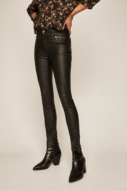 czarny Spodnie damskie z woskowanego materiału czarne Damski