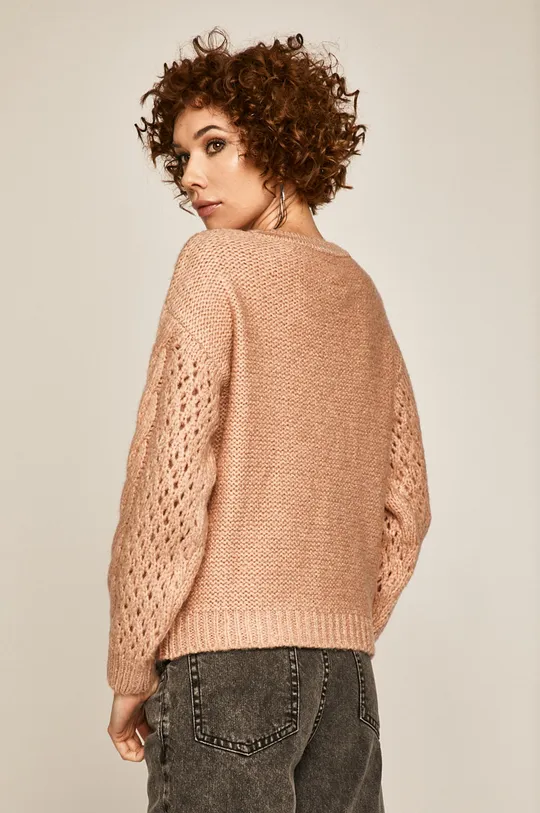 Sweter damski z ozdobnymi detalami różowy  78 % Akryl, 22 % Poliester