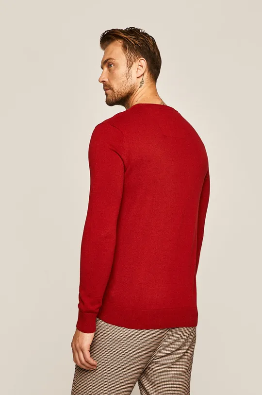 Sweter męski z dekoltem w serek czerwony  100 % Bawełna