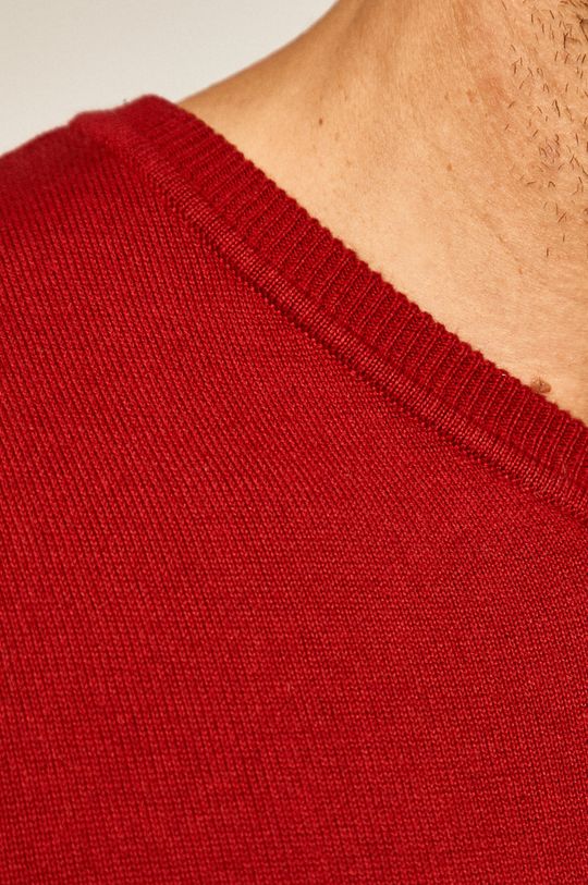 Sweter męski z dekoltem w serek czerwony Męski