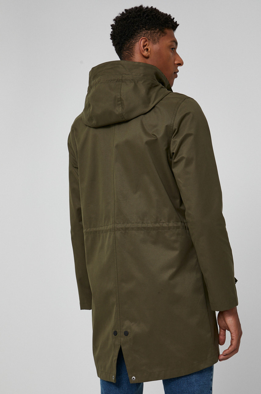 Bunda parka pánska Basic  Základná látka: 55% Bavlna, 7% Elastan, 38% Polyester Iné látky: 100% Polyester