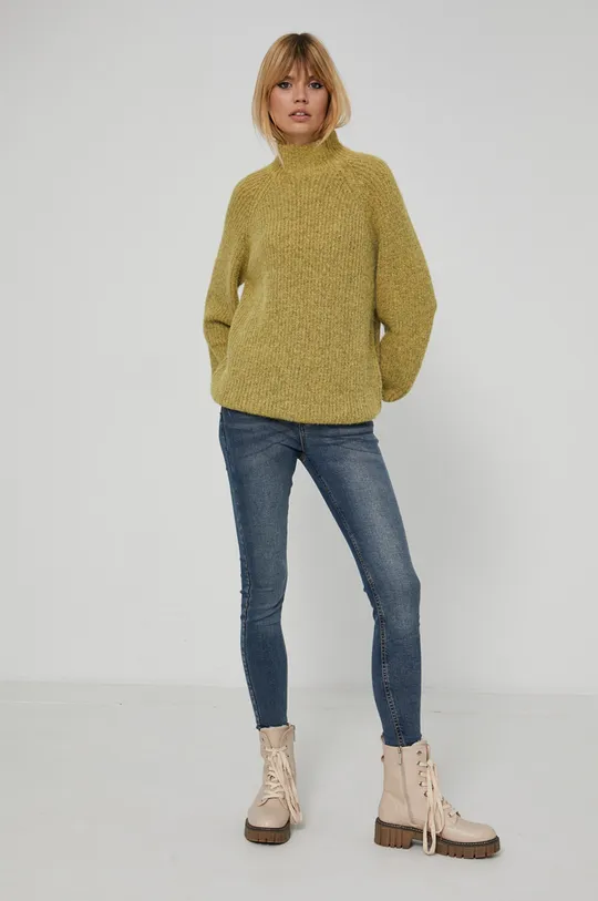 Medicine - Sweter z domieszką wełny Essential żółty