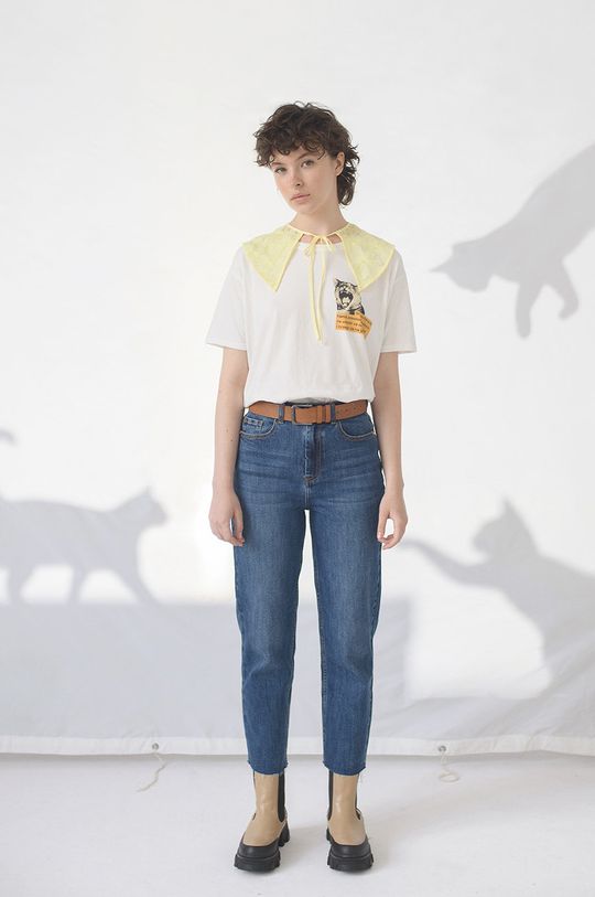 T-shirt bawełniany damski kremowy z kolekcji Możliwości - Fundacja Wisławy Szymborskiej kremowy