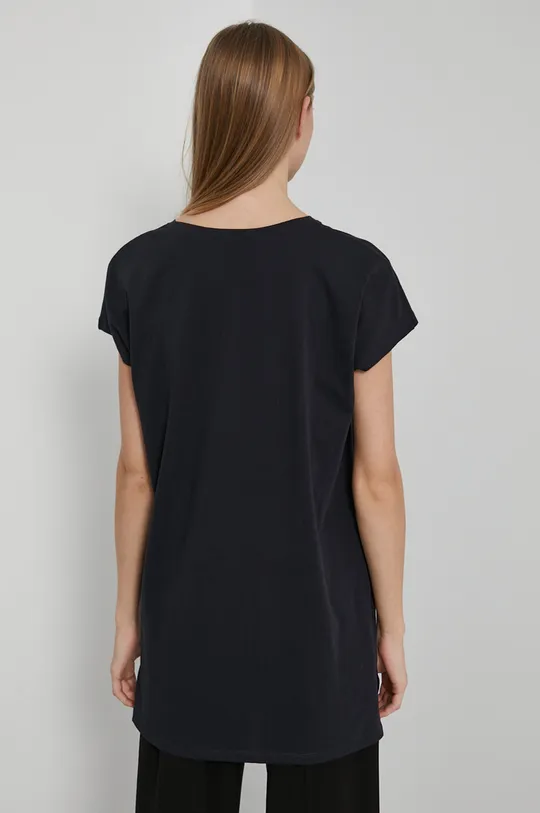 T-shirt damski bawełniany by Natalia Szwed czarny <p>100 % Bawełna</p>