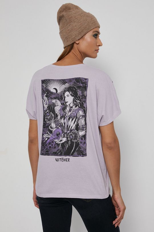 lawendowy T-shirt bawełniany damski z kolekcji The Witcher fioletowy