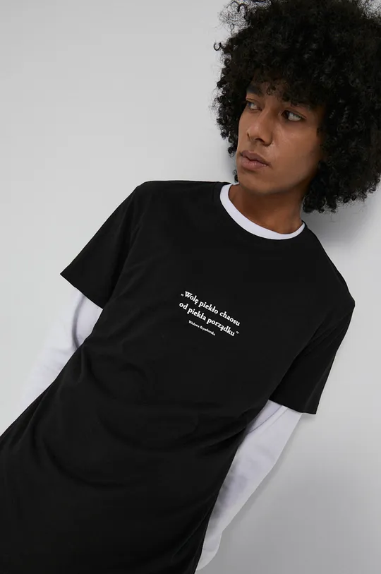 czarny T-shirt bawełniany męski czarny z kolekcji Możliwości - Fundacja Wisławy Szymborskiej