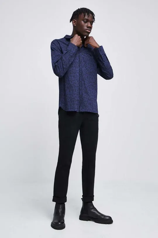 Bavlněné tričko s klasickým límcem tmavomodrá barva  Hlavní materiál: 100 % Bavlna Jiné materiály: 100 % Polyester