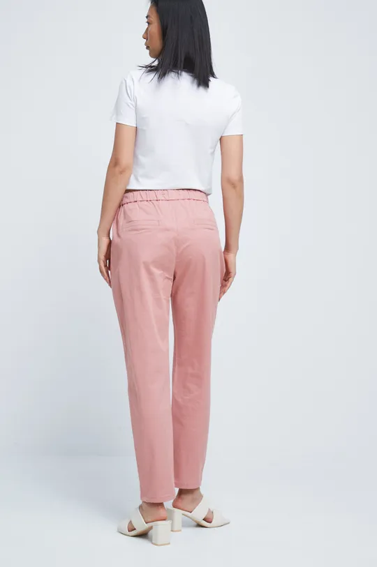 Spodnie damskie proste high waist różowe 95 % Bawełna, 5 % Elastan