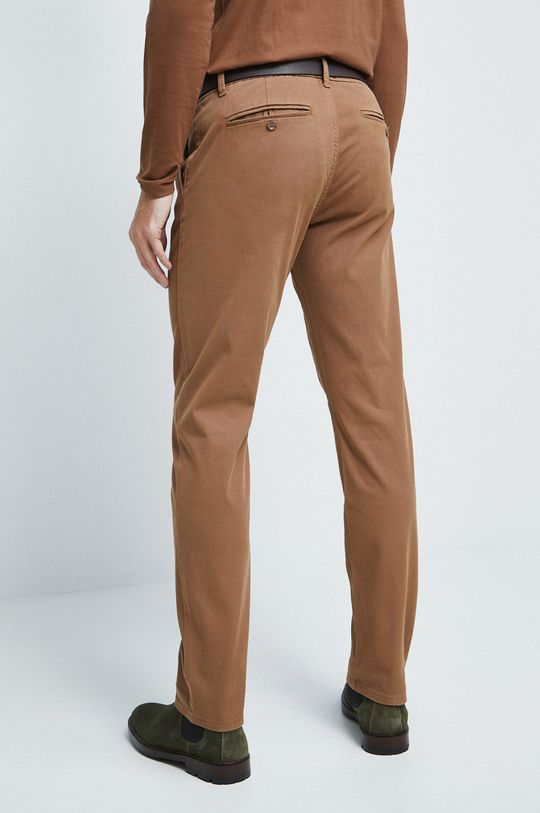 Spodnie męskie regular kolor brązowy Materiał zasadniczy: 98 % Bawełna, 2 % Elastan