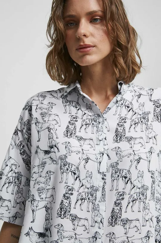 Koszula damska wzorzysta z kolekcji na Dzień Psa kolor biały Damski