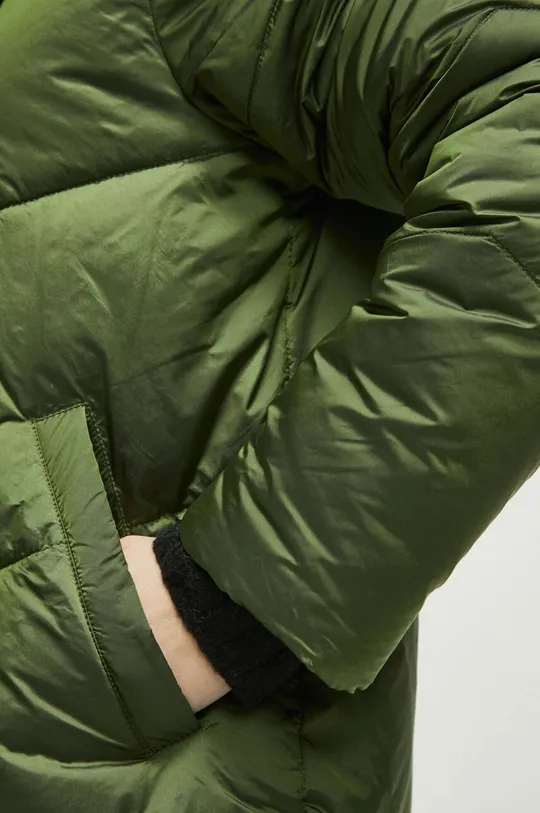 Kabát dámsky z prešívanej látky zelená farba