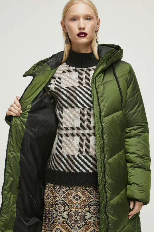 Kabát dámsky z prešívanej látky zelená farba