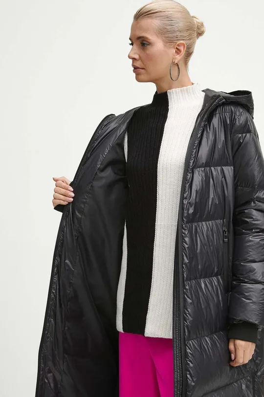 Péřový kabát dámský prošívaný černá barva