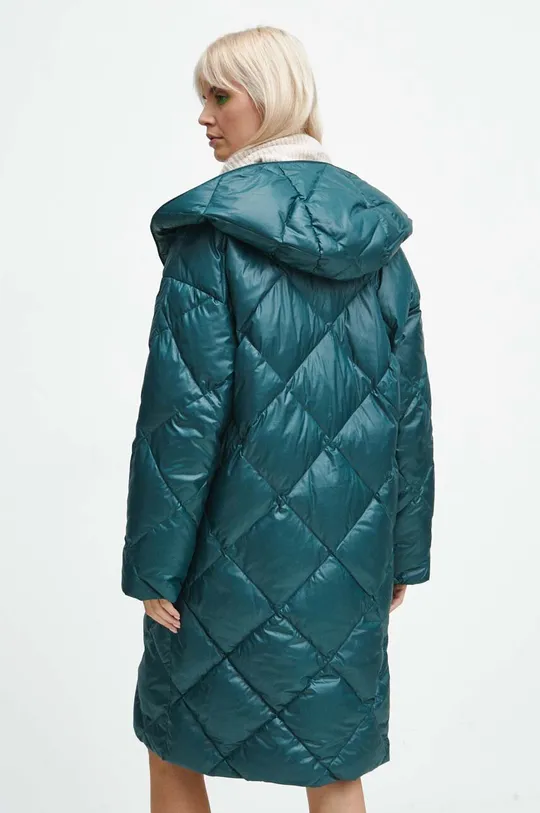 Páperový kabát dámsky zelená farba Doplnkový materiál: 100 % Polyester Hlavný materiál: 100 % Polyester Podšívka: 100 % Polyester Výplň: 50 % Páperie, 50 % Páperie