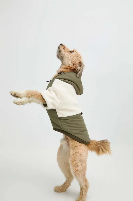Куртка для собаки Medicine Основний матеріал: 100% Поліестер Підкладка: 100% Поліестер Наповнювач: 100% Поліестер Додатковий матеріал: 100% Поліестер
