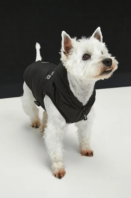 Куртка для собаки Medicine Основний матеріал: 100% Поліестер Підкладка: 100% Поліестер Наповнювач: 100% Поліестер