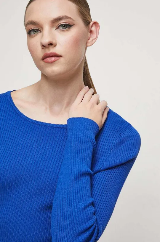 niebieski Sweter damski prążkowany kolor niebieski
