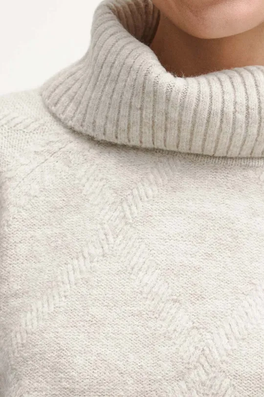 Sweter damski z fakturą kolor beżowy Damski