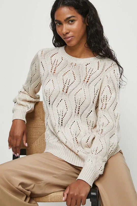 Sweter damski z fakturą kolor beżowy beżowy