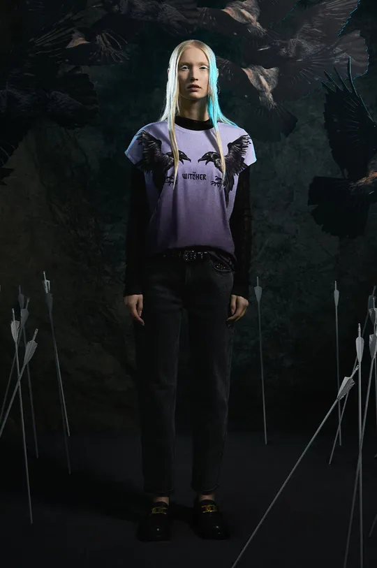 fialová Bavlnené tričko dámske z kolekcie The Witcher x Medicine fialová farba Dámsky