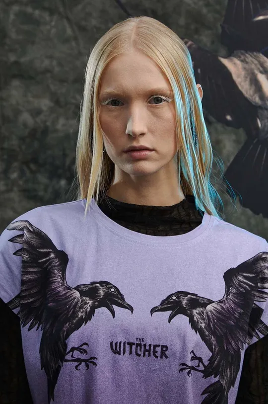 fialová Bavlnené tričko dámske z kolekcie The Witcher x Medicine fialová farba