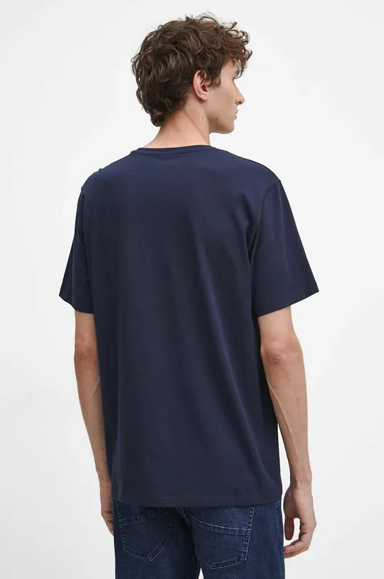 T-shirt bawełniany męski z domieszką elastanu z nadrukiem kolor granatowy 95 % Bawełna, 5 % Elastan