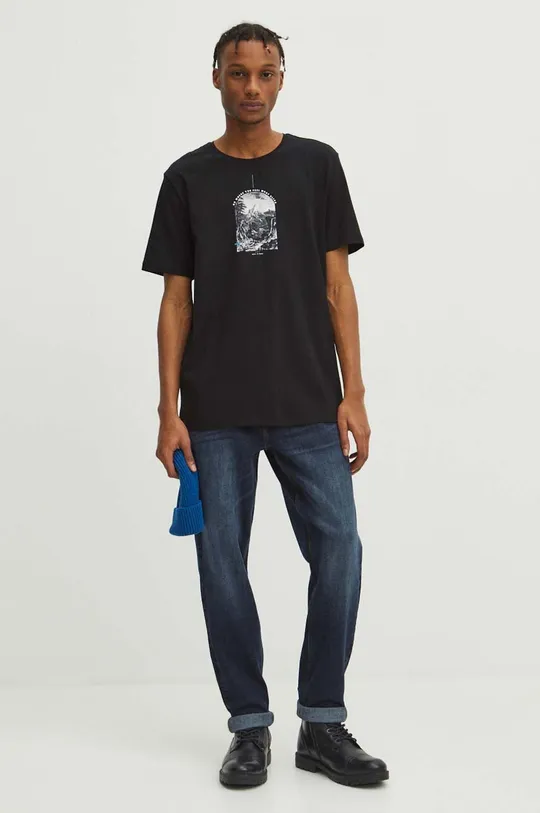 T-shirt bawełniany męski z domieszką elastanu z nadrukiem kolor czarny czarny