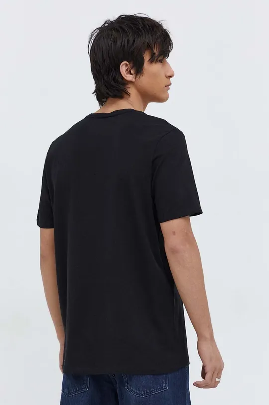 Bavlnené tričko pánske s elastanom s potlačou čierna farba <p>95 % Bavlna, 5 % Elastan</p>