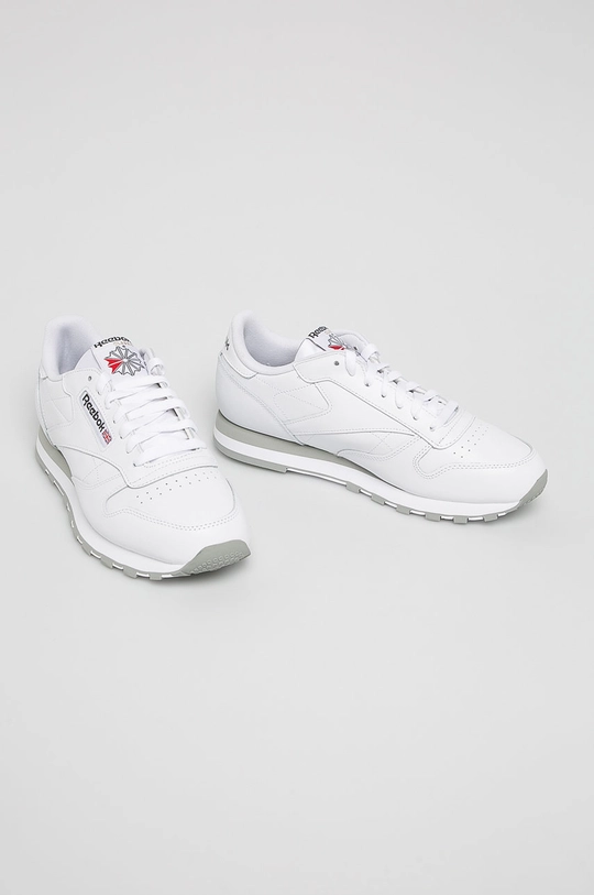 Reebok shoes white