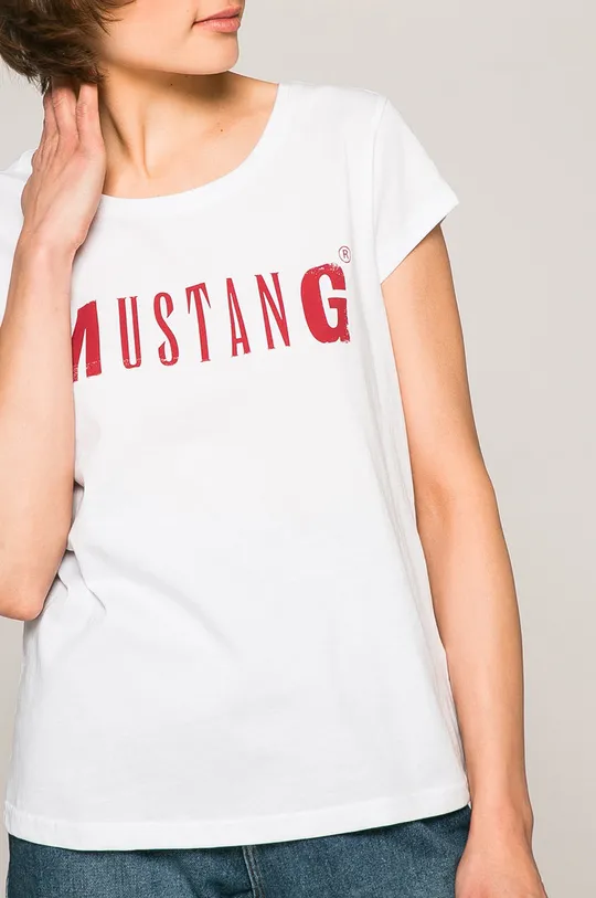 белый Mustang - Футболка