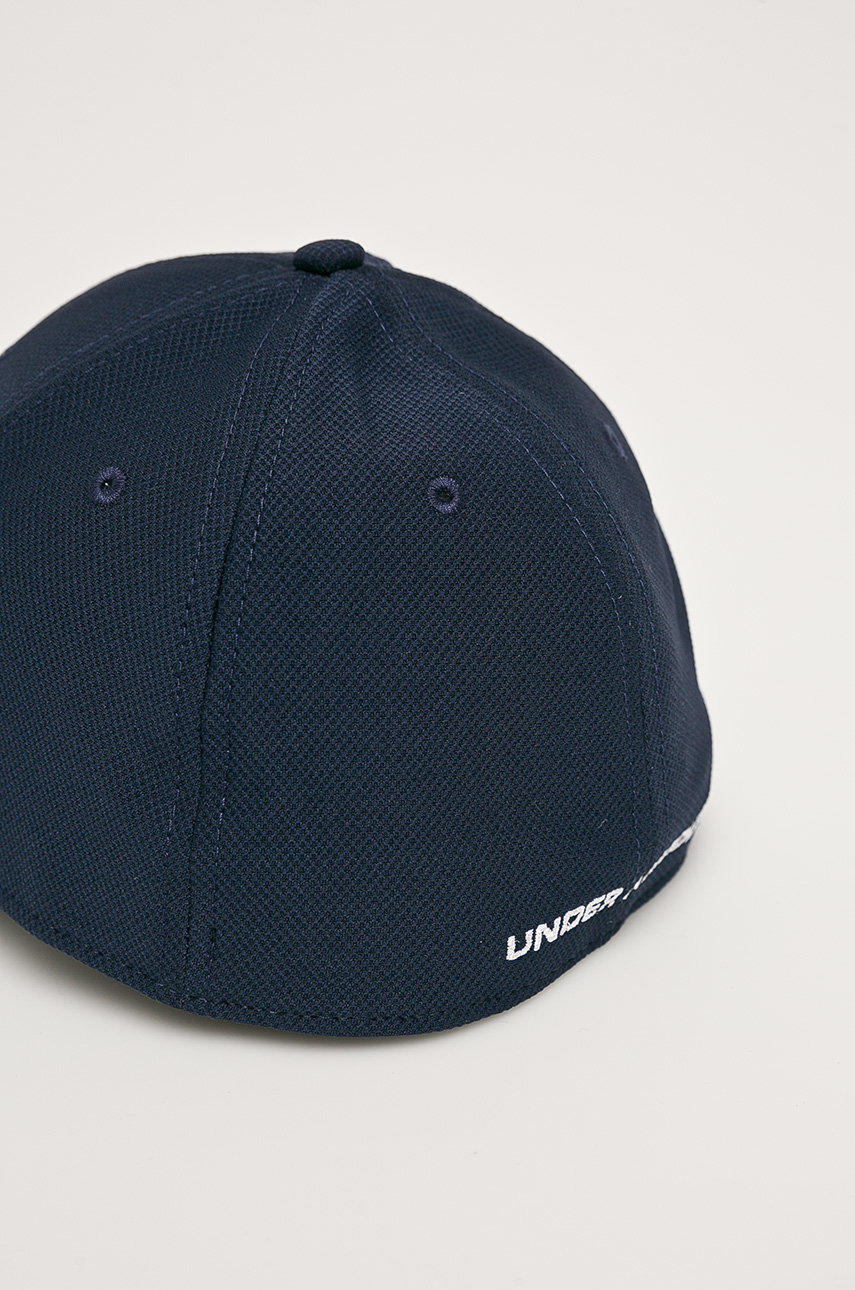 Under Armour - Sapka 1305036.  Jelentős anyag: 40% elasztó, 60% poliészter