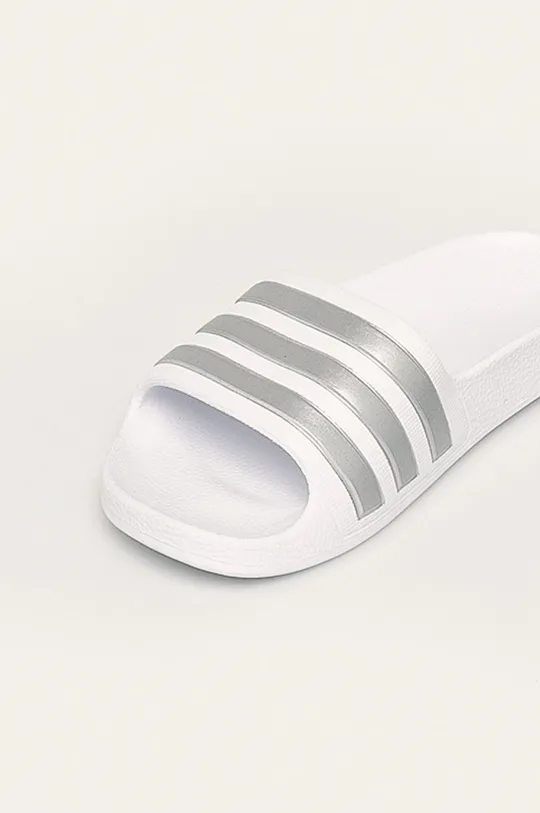 biela adidas Performance - Detské šľapky F35555
