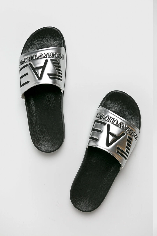 EA7 Emporio Armani - Šľapky strieborná