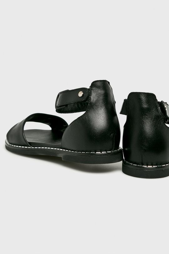 čierna Tamaris - Sandále