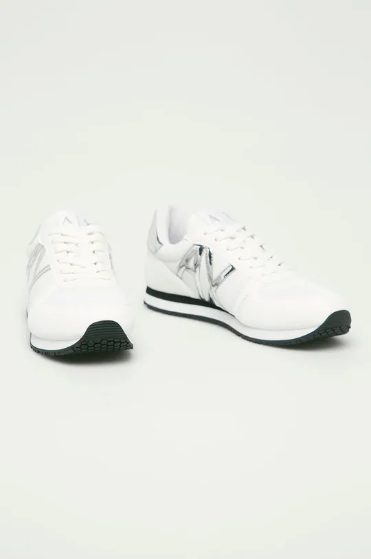 Παπούτσια Armani Exchange λευκό