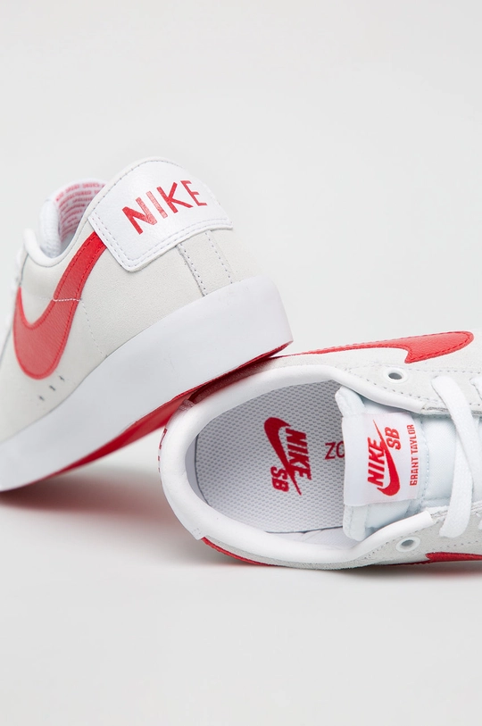 Nike - Pantofi SB Zoom Blazer Low GT alb 704939.101.D