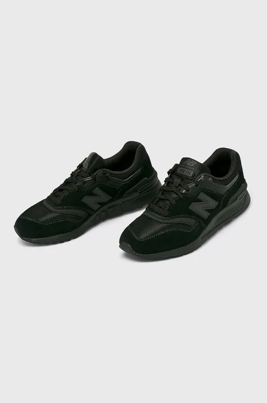 New Balance shoes black