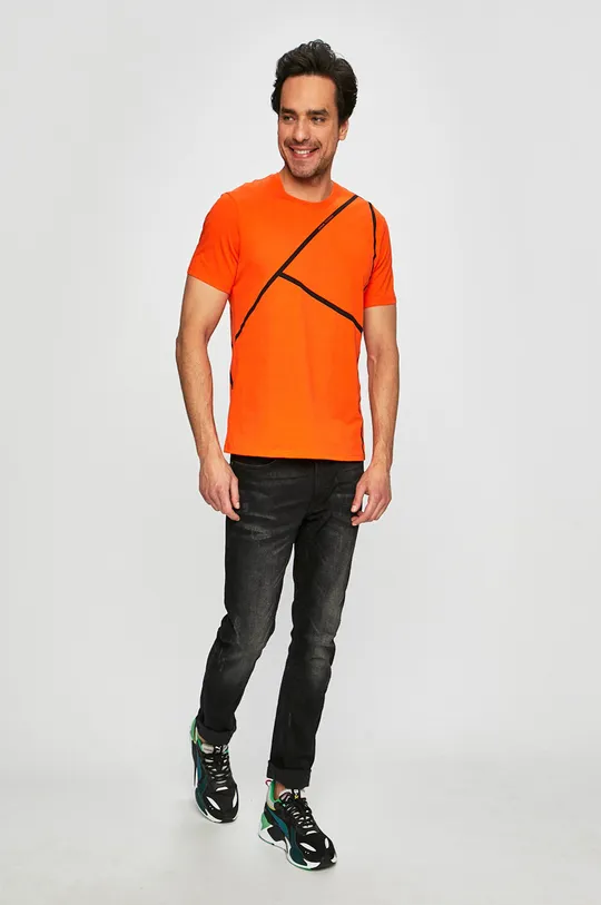 Armani Exchange - Pánske tričko oranžová