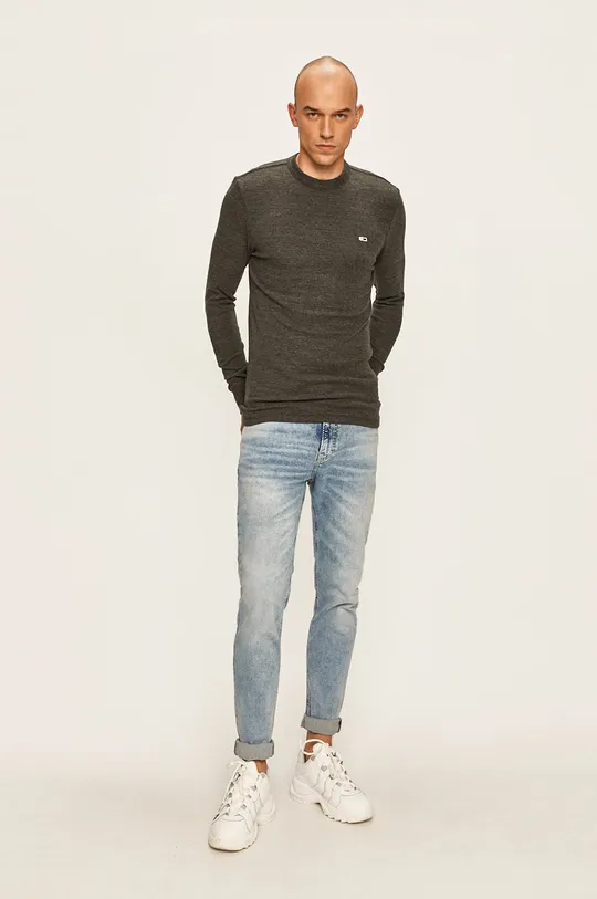 Tommy Jeans - Pánske tričko s dlhým rukávom sivá