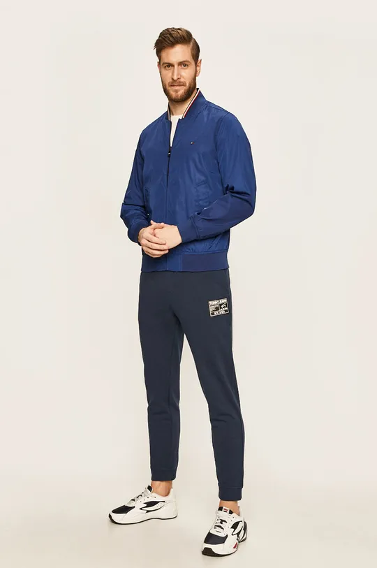 Tommy Hilfiger - Obojstranná bunda  Základná látka: 100% Polyester Elastická manžeta: 2% Elastan, 98% Polyéter