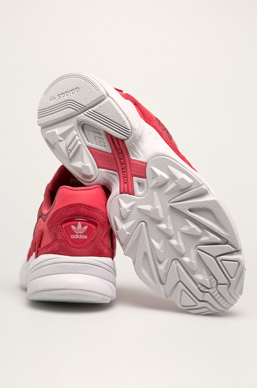 adidas falcon answear