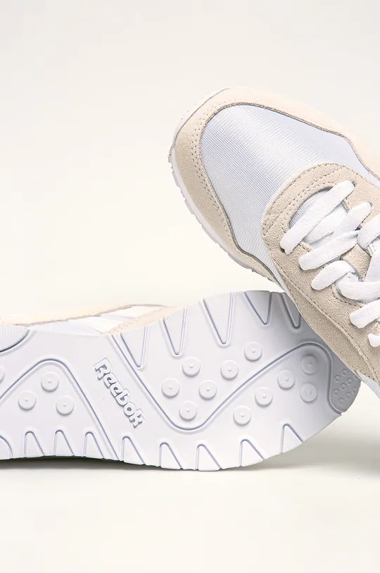 beige Reebok Classic shoes CL Nylon