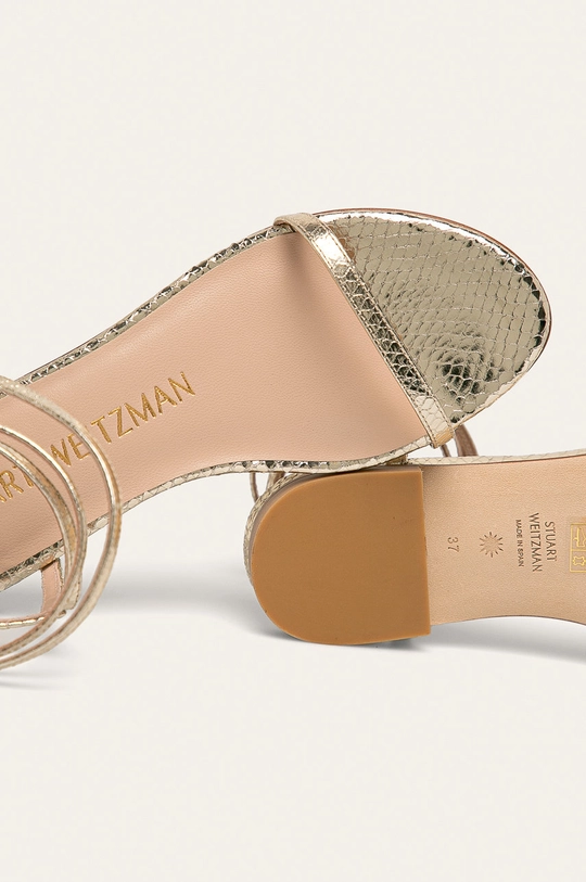 złoty Stuart Weitzman - Sandały skórzane Merinda Flat