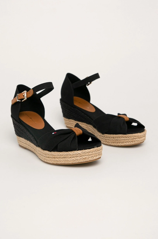 Tommy Hilfiger sandały BASIC OPENED TOE MID WEDGE czarny