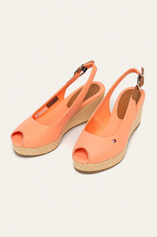 Tommy Hilfiger - Sandále ICONIC ELBA SLING BACK WEDGE oranžová