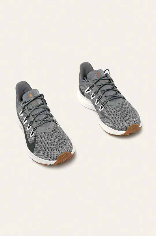 Nike - Topánky Quest 2 sivá