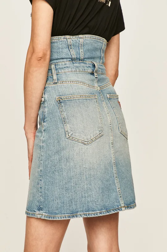 Guess Jeans - Rifľová sukňa  Podšívka: 20% Bavlna, 80% Polyester Základná látka: 99% Bavlna, 1% Elastan
