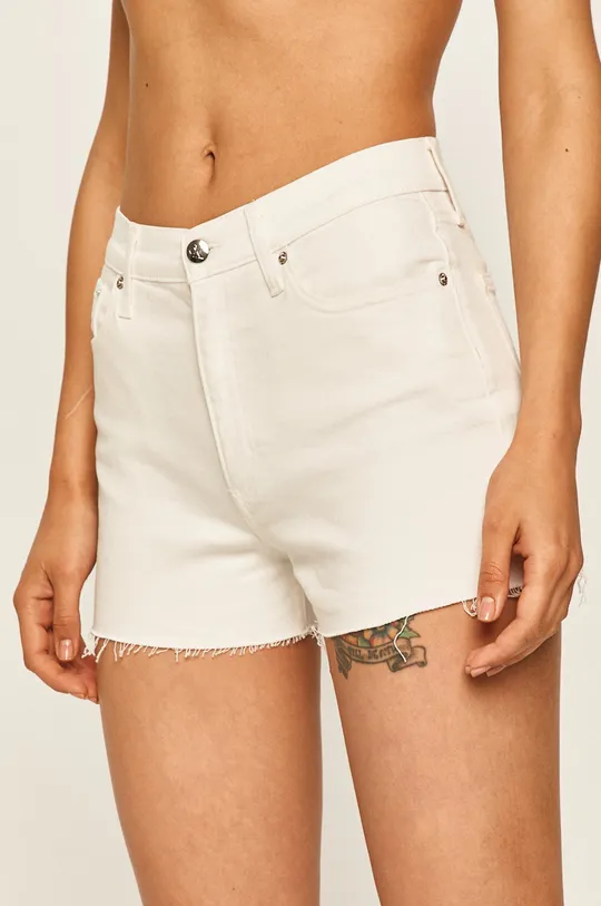 biela Calvin Klein Jeans - Rifľové krátke nohavice Dámsky