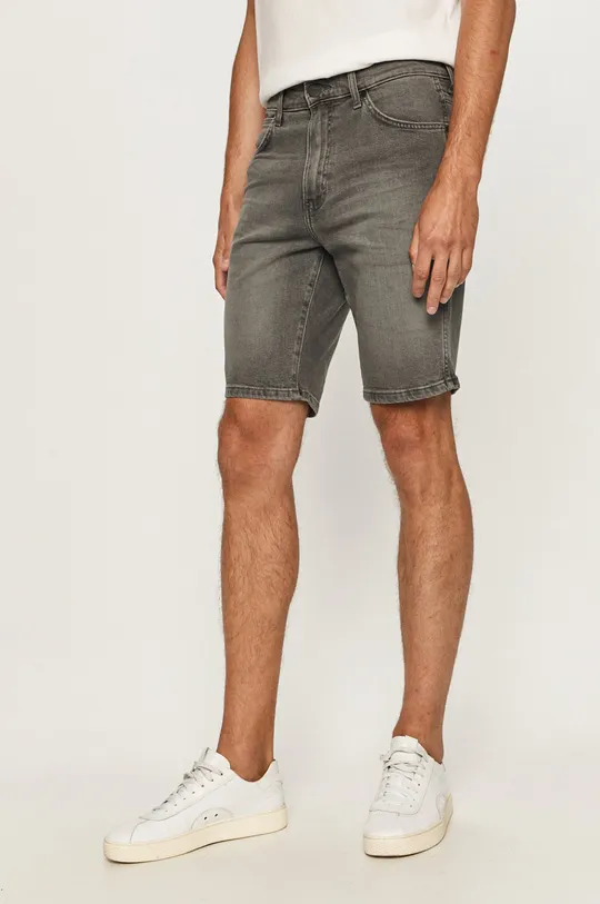 sivá Wrangler - Rifľové krátke nohavice Pánsky