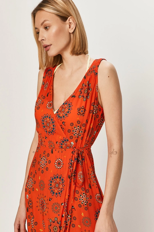 Desigual ruha <p> 
100% viszkóz</p>